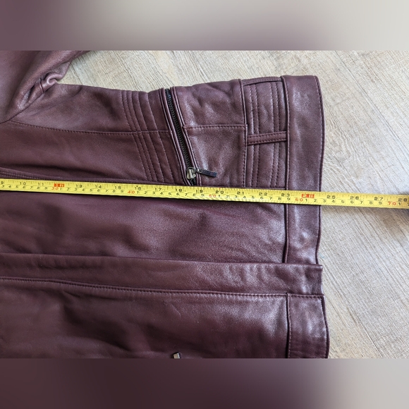 Leather Jacket - Picture 7 of 8